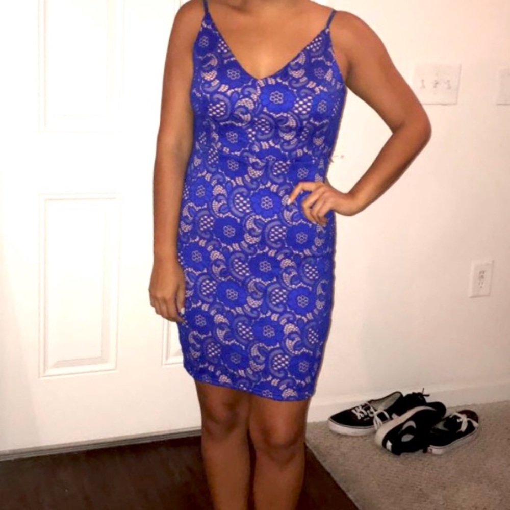 Never worn beautiful dress